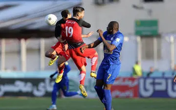  مشکل دفاع استقلال هنوز حل نشده است