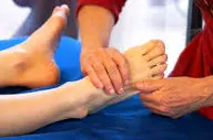 آیا ماساژ درمانی پا برای بیماران قلبی خطرناک است؟