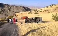 حادثه در منطقه تفریحی دورود؛ واژگونی مینی‌بوس ۱۷ مصدوم برجا گذاشت