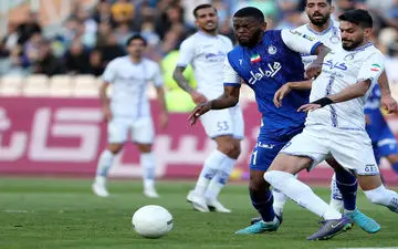 ستاره پرسپولیسی گل گهر حسابی از خجالت استقلالی‌ها درآمد! 