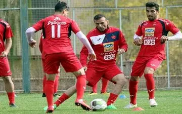 در پرسپولیس بازیکنان زیر یک میلیارد و 300 میلیون تومان امضا نمی‌کنند! 