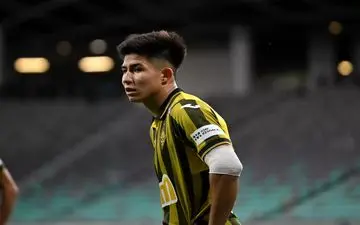 شماره ۹ ناشناس قزاق که رکورد یامال و فاتی را شکست و به چلسی رسید