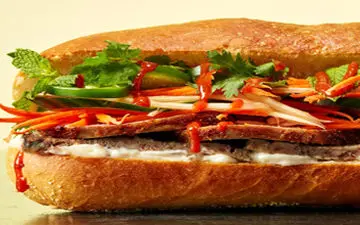 تهیه ساندویچ عظیم ۷۲ متری در مکزیکوسیتی