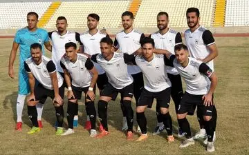 مربی شاهین بوشهر: این تیم پیش از آغاز فصل شرایط سقوط داشته است