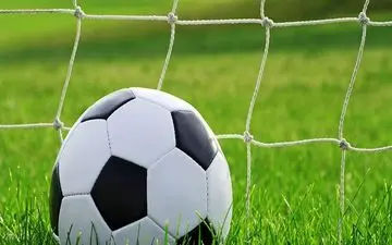 کلاهبرداری بزرگ فوتبالیست معروف ایران/ آقای ستاره آماده فرار از کشور!