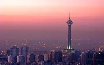 برج میلاد نوروز جهانی را جشن می گیرد