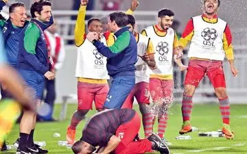 سجده شکر بابت قهرمانی دراماتیک لخویا