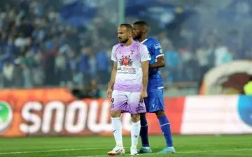 بلای جان استقلال یک با تجربه بود! (عکس)