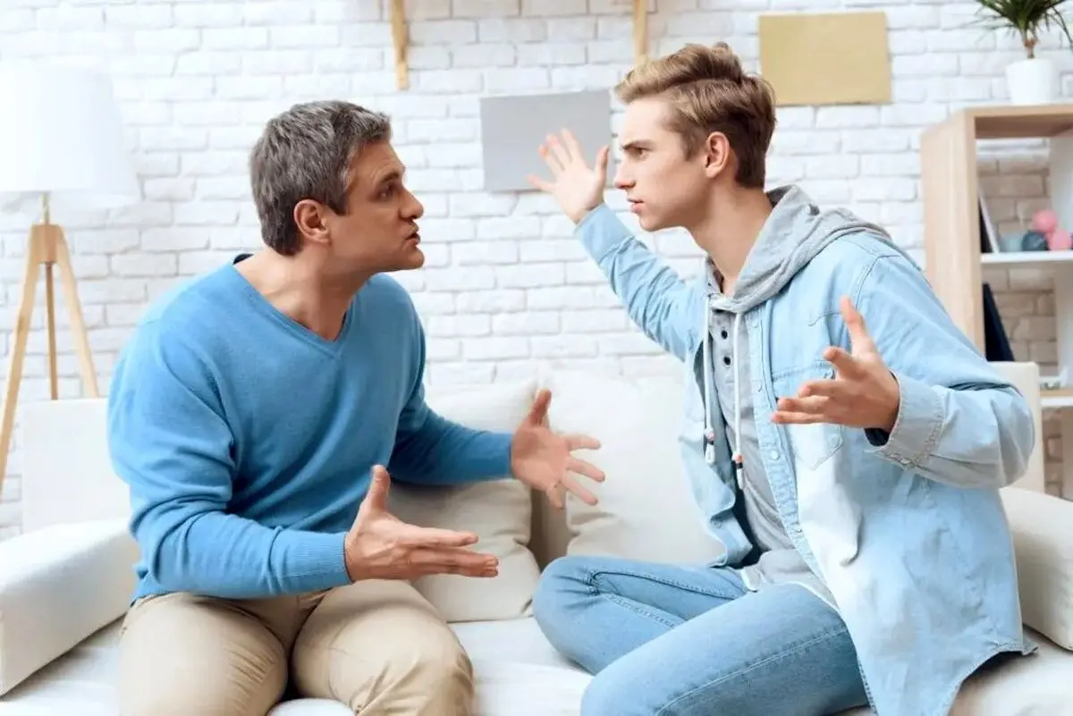   وقتی فرزند بالغ به والدین توهین می‌کند: چرا سکوت شما خطرناک است؟ 