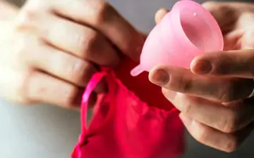 کاپ قاعدگی چیست؟ فواید و عوارض کاپ قاعدگی چیست؟