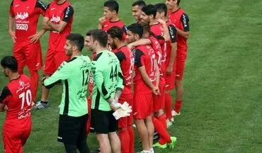 هواداران معترض به اتحاد پرسپولیس! 