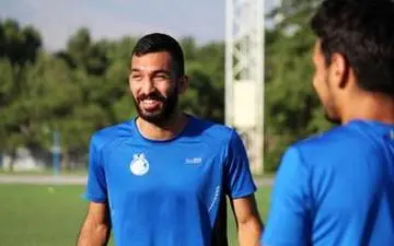 چشمی در استقلال می ماند؟ 