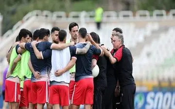 حاشیه بازی هوادار و پرسپولیس| از تدابیر ویژه در ورزشگاه برای عدم حضور تماشاگر تا هدیه به بازیکن سرخپوش+تصاویر