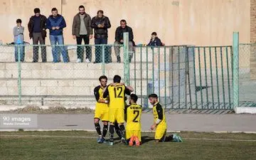 استقلالی معروف مدیر فنی باشگاه نود ارومیه شد 