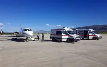 امدادگران مصدوم سانحه تصادف در پلدختر به بیمارستان تهران منتقل شدند