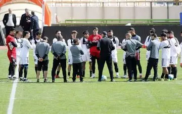  کی روش 4 بازیکن را برای سفر به قطر خط زد