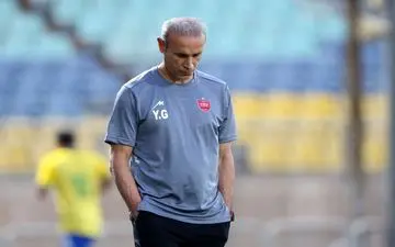 سرنوشت پرسپولیس به بازی فولاد و تراکتور گره خورد
