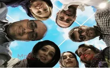 سلفی ساره بیات به همراه دوستانش در یک فیلم سینمایی (عکس)