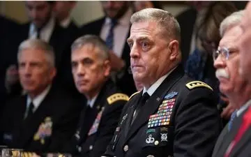 پنتاگون به دنبال تشکیل ائتلافی برای اسکورت کشتی‌های تجاری در خلیج فارس