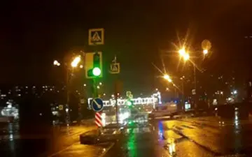 برخورد آمبولانس در حال ماموریت با یک خودرو + فیلم