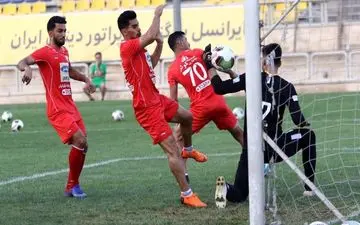 برخورد کمیته انضباطی پرسپولیس با عالیشاه و نعمتی
