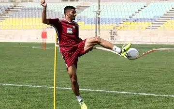 انصاری به دنبال جدایی از پرسپولیس