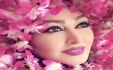  تیپ شاد الهام حمیدی در خارج از کشور