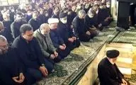 رئیس جمهور نماز ظهر عاشورا را در حرم عبدالعظیم(ع) اقامه کرد