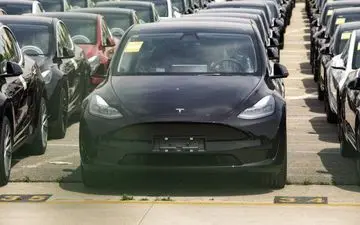 این خودروی لاکچری ارزان شد!