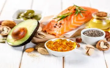 برای سلامت قلب و مغز چقدر امگا ۳ نیاز داریم؟ راهکار ساده متخصصان برای جبران کمبود اسیدهای چرب ضروری