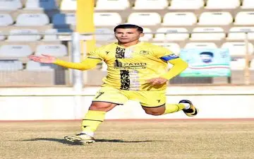 پورمحمد: قرارداد صعود نمی بندم ولی قول صعود می دهم!/ می گویند سید جلال لیگ یک هستم/ هفتمین صعود را هم تجربه خواهم کرد!