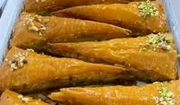 طرز تهیه باقلوا پیتزایی خوشمزه و پسته ای !