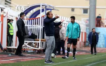 خادمی : داور یک گل ما را به اشتباه مردود اعلام کرد / دست نشان خدمات زیادی برای فوتبال کشور انجام داد