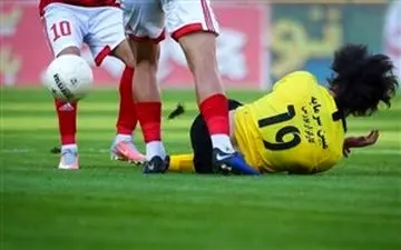 کاهش دستمزدها به لیگ برتر رسید؟