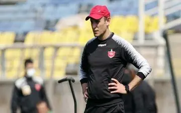 گل محمدی: مدیران باشگاه‌هایی که به تعطیلی لیگ اصرار دارند می‌خواهند زرنگ بازی در بیاورند/ بشار رسن اوایل هفته آینده به تهران می آید