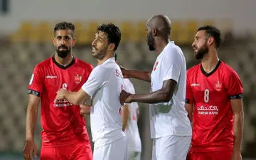 مدافع ایرانی الریان ماندنی شد