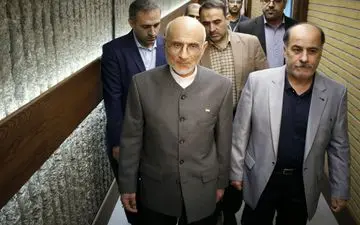 امکانات مادی‌ام برای تبلیغات کافی نیست/ باید با مردم صادق بود