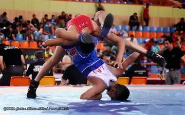 فرخنده: سطح پیکارهای کشتی دانش‌آموزی نونهالان نسبت به سال گذشته بهتر شده است