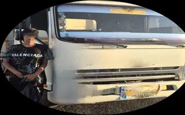 رانندگی نوجوان ۱۵ ساله با کامیون در جاده های گناباد؛ توقیف جنجالی خودرو