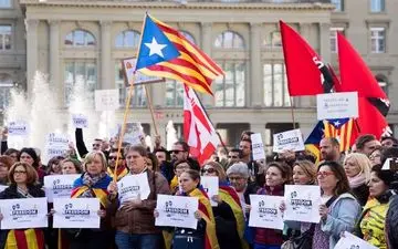 ادامه اعتراضات در حمایت از استقلال کاتالونیا این بار در سوئیس 