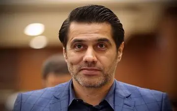 پیروانی: چرا پرسپولیس همیشه باید قبل از مدعیان به میدان برود؟