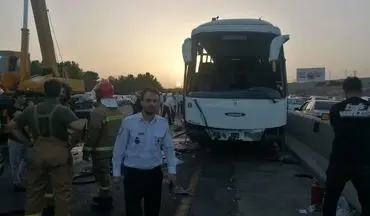 چهار زخمی در برخورد اتوبوس و تریلی در کمربندی ترشکان مهاباد