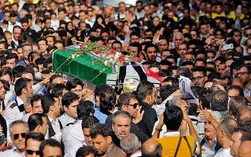 مصلای تهران میزبان شهدای آتش‌نشان/ محدودیت ترافیکی اطراف مصلای امام خمینی(ره) 