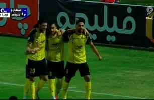 پنالتی حاج‌صفی، گل دوم سپاهان به استقلال خوزستان + ویدئو