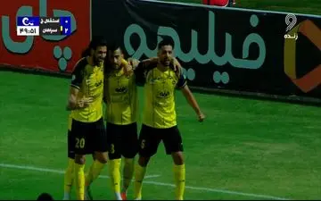 پنالتی حاج‌صفی، گل دوم سپاهان به استقلال خوزستان + ویدئو