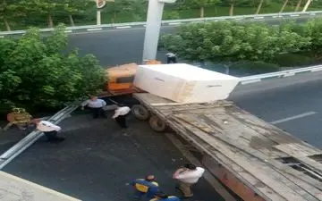 حادثه عجیب در بزرگراه نیایش!