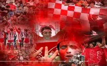 ماشین عجیب هوادار دو آتیشه پرسپولیسی