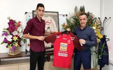 رسمی/ مهاجم تیم ملی پرسپولیسی شد