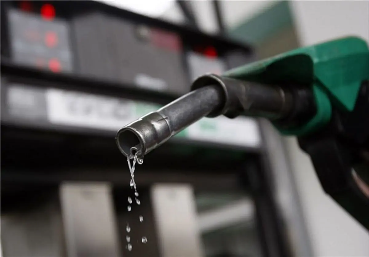 قیمت بنزین باید با شیب ملایم افزایش باشد 