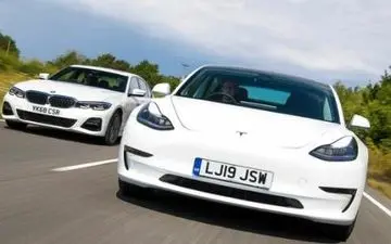 پیشی گرفتن تسلا نسبت به بی ام و!ببینین تسلا چی کارکرده!